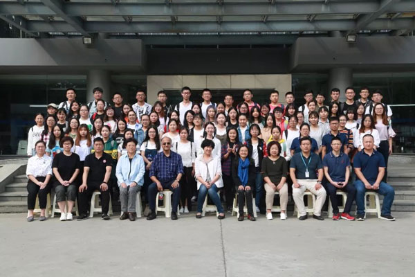 热烈欢迎天津财经大学师生莅临星空参观交流!