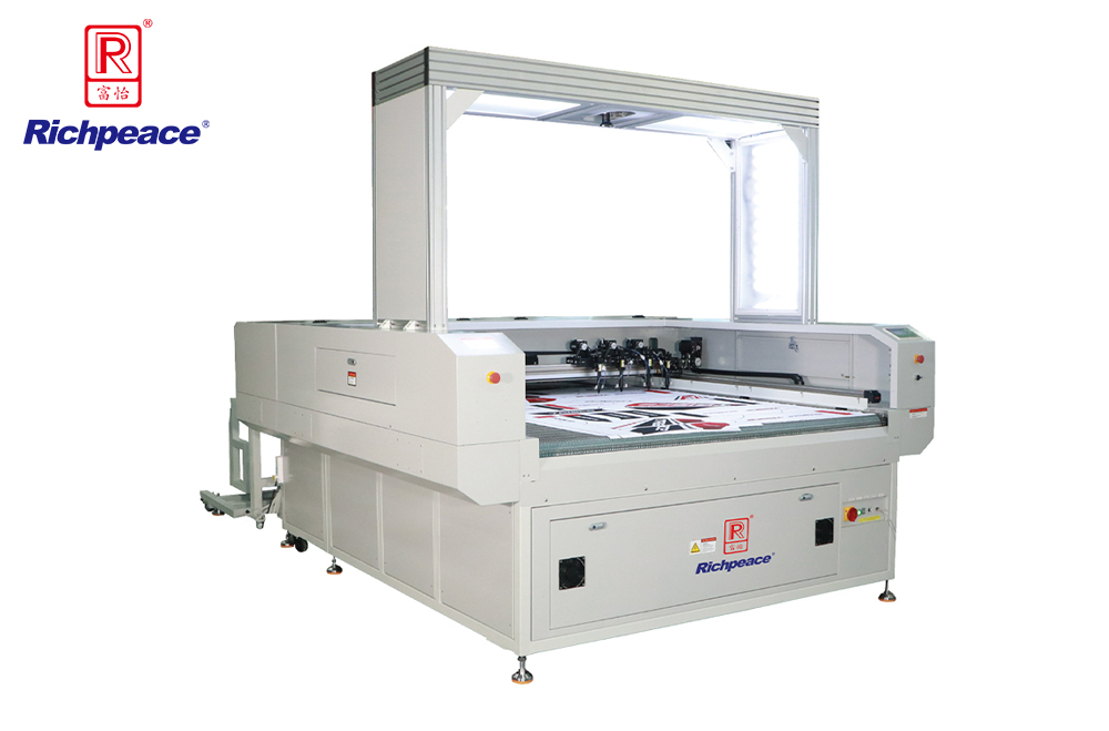 星空大幅面摄像定位多头激光雕刻切割机