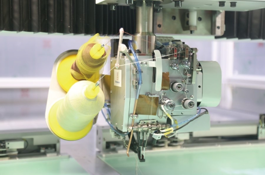 星空全自动针杆离合双色缝纫机