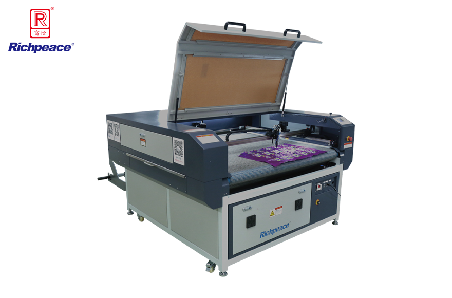 星空小幅面摄像定位激光雕刻切割机