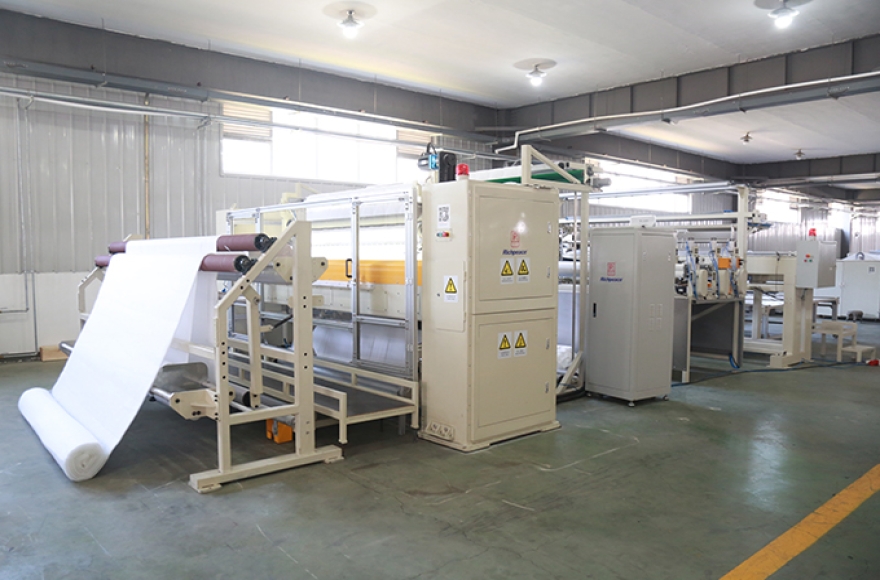 星空L2500高速多针绗缝机