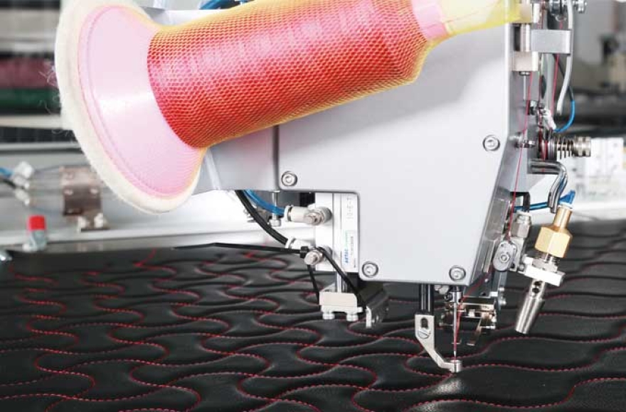 星空全自动360°单针旋转皮革缝纫机（服装及家具用）