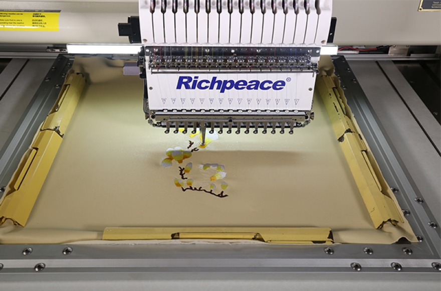 星空电脑单头帽绣成衣绣花机（标准型）