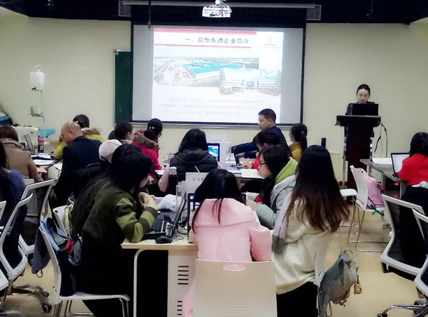 [培训动态]星空服装工艺技术提升培训班-东莞站开班啦