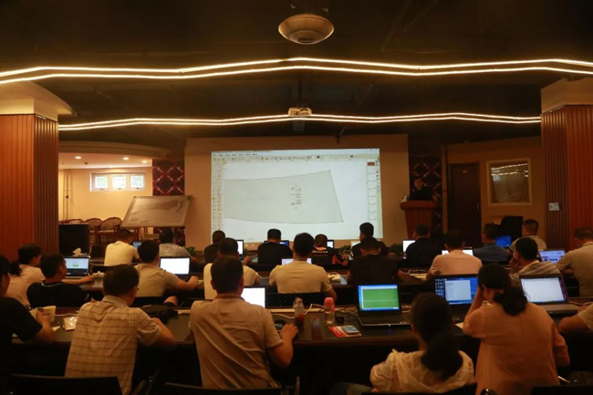 星空讲师讲解服装CAD在服装制版领域中的应用 2.jpg