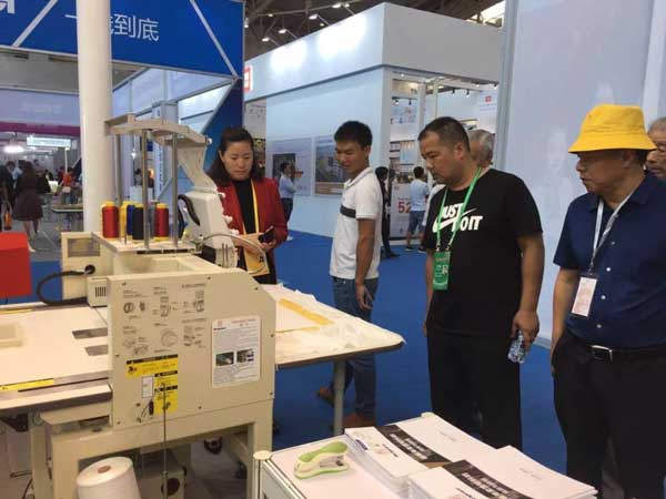 亚欧博览会星空缝纫机展机 亚欧博览会星空缝纫机展机