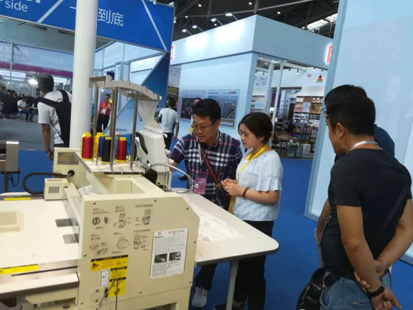 星空缝纫机展机性能介绍 星空缝纫机展机性能介绍