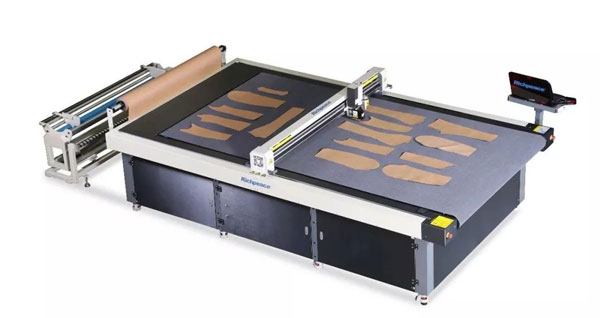 星空三合一电脑裁床 星空三合一电脑裁床.jpg