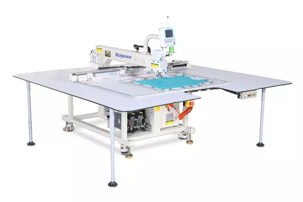 羽绒服钻绒克星，星空服装专用缝纫机