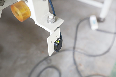 星空全自动大料斗铺布机