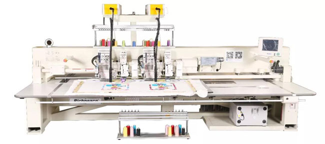 星空五合一绣花机展机