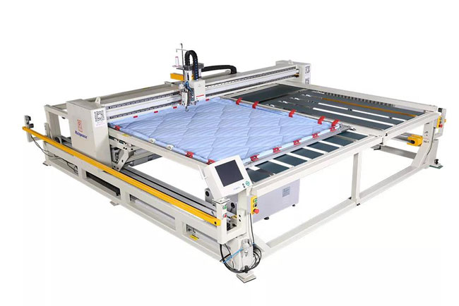 星空框式电脑绗缝机展机