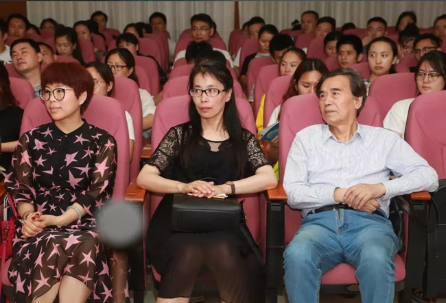 星空全国十佳服装制版师大赛预备会现场