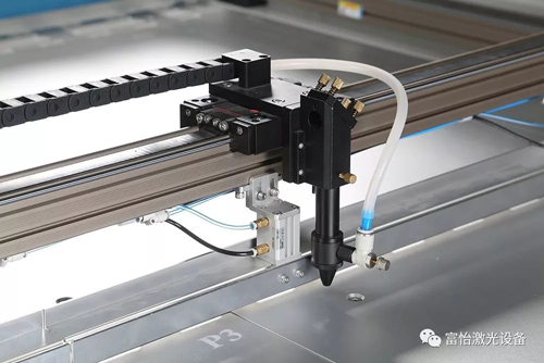 星空汽车全景天窗配置SICK安全光栅