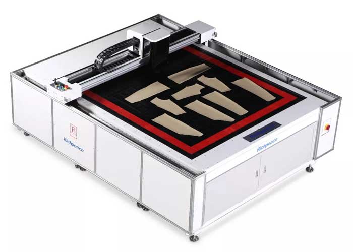 星空一公分多层电脑裁床展机